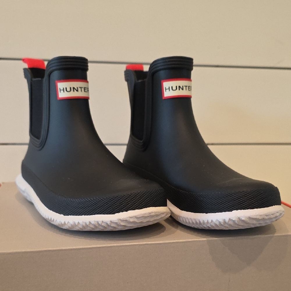 Hunter Black Chelsea Rain Boots